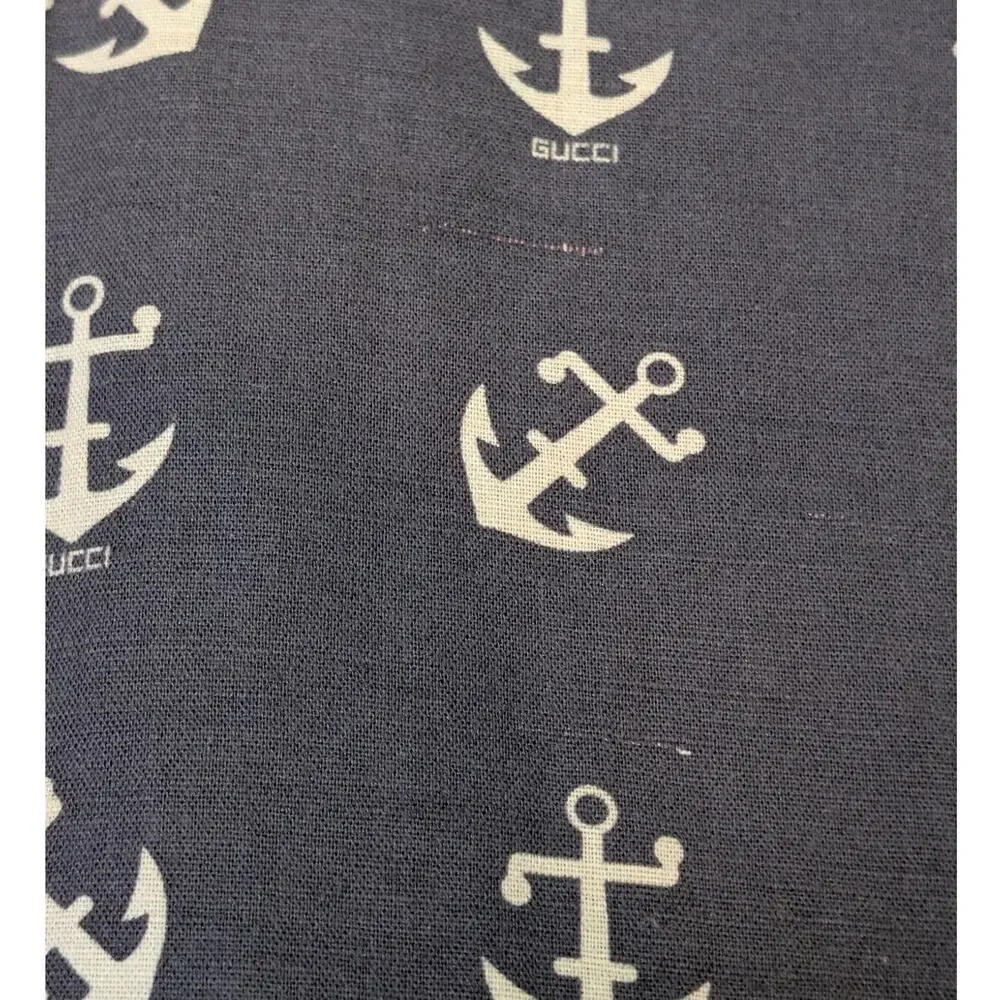 Gucci anchor print